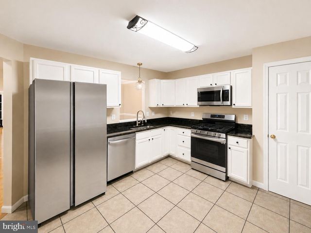 706 VANDERBILT TER SE, Leesburg, VA 20175