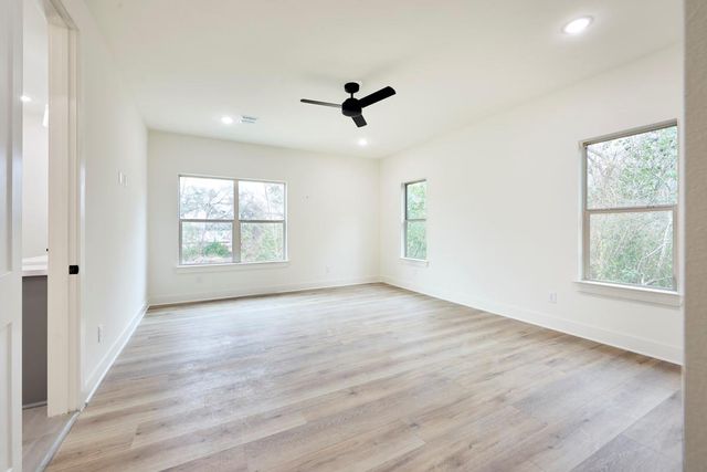 8803 Hollywood Garden Lane, Houston, TX 77080