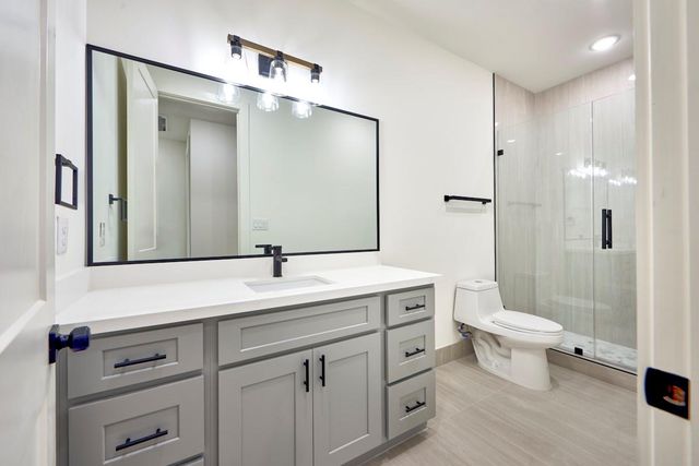 8803 Hollywood Garden Lane, Houston, TX 77080