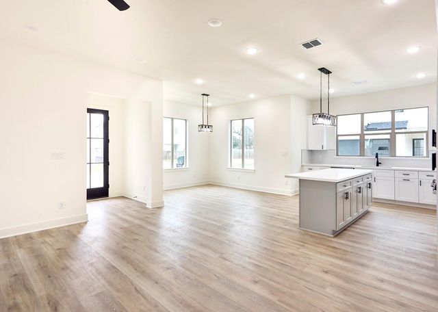 8803 Hollywood Garden Lane, Houston, TX 77080