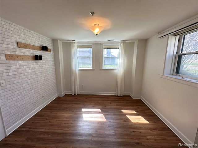 615 W Hancock Street 02, Detroit, MI 48201