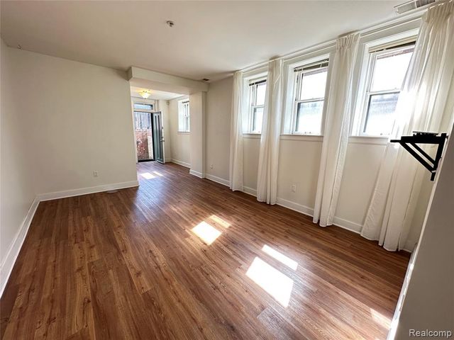 615 W Hancock Street 02, Detroit, MI 48201