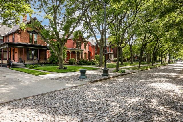 615 W Hancock Street 02, Detroit, MI 48201