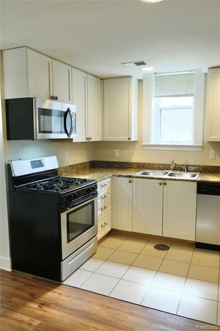 615 W Hancock Street 02, Detroit, MI 48201