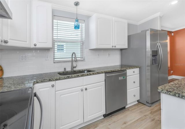 2921 DUPONT STREET S, Gulfport, FL 33707