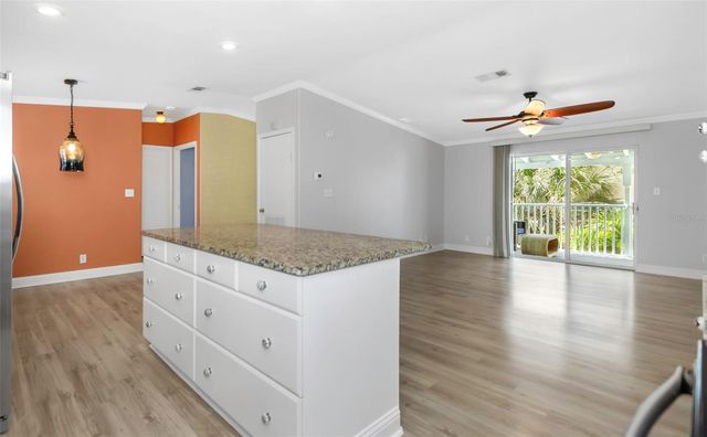 2921 DUPONT STREET S, Gulfport, FL 33707