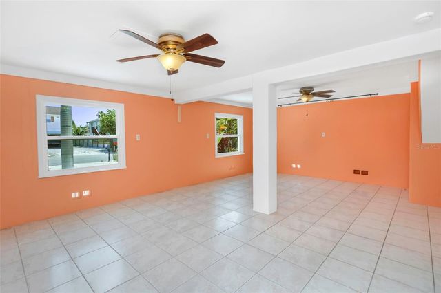 2921 DUPONT STREET S, Gulfport, FL 33707