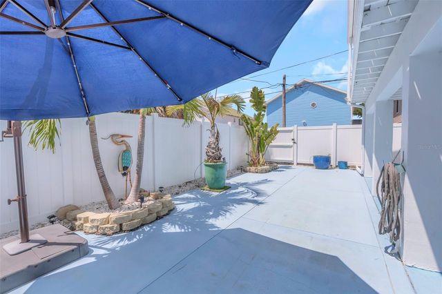 2921 DUPONT STREET S, Gulfport, FL 33707