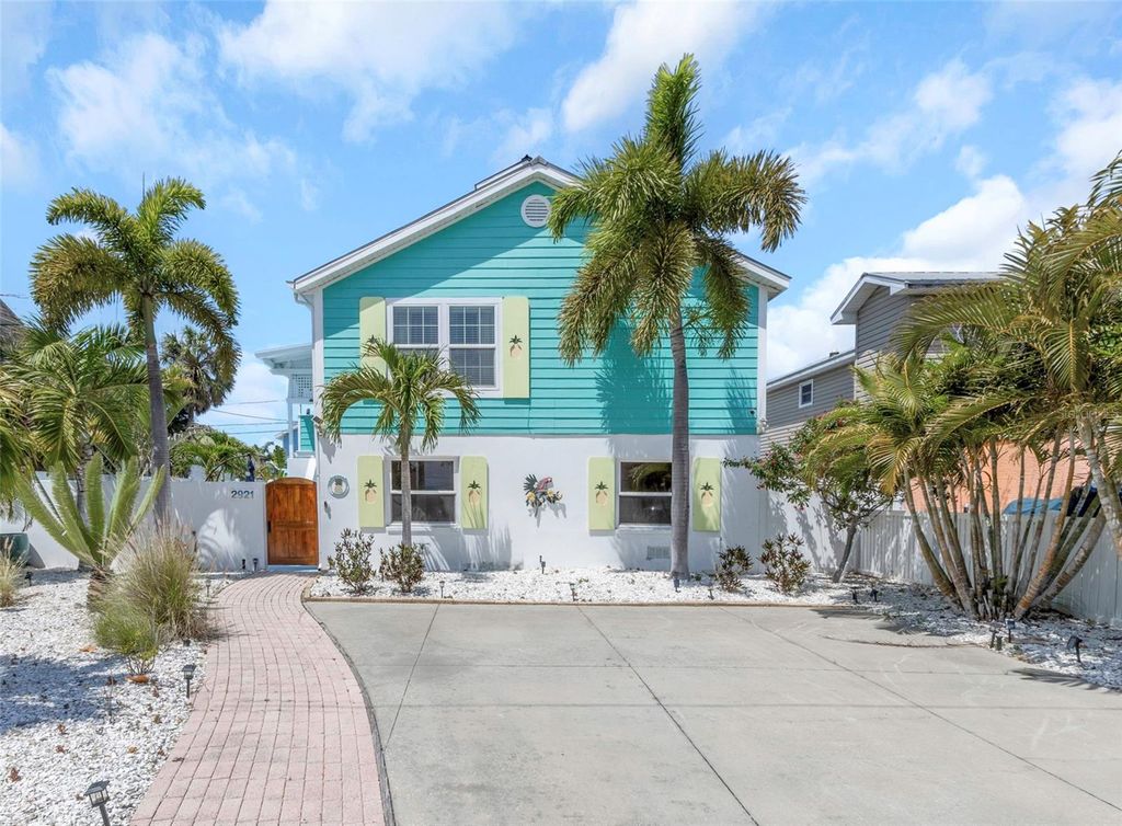 2921 DUPONT STREET S, Gulfport, FL 33707