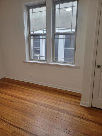 1742 W wallen Avenue, Chicago, IL 60626