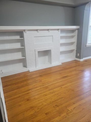 1742 W wallen Avenue, Chicago, IL 60626