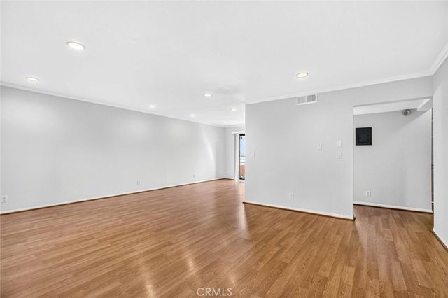 722 E Orange Grove Avenue D, Burbank, CA 91501
