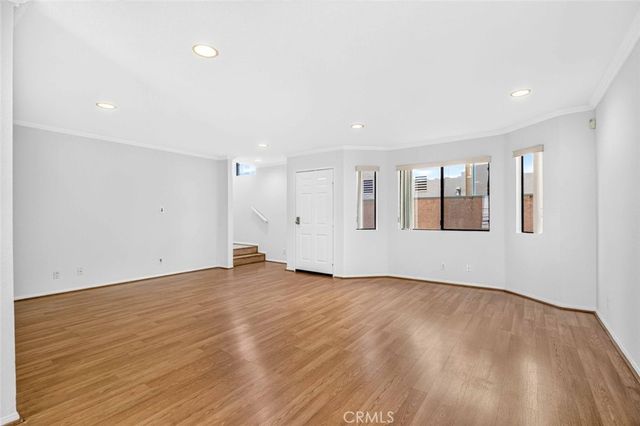 722 E Orange Grove Avenue D, Burbank, CA 91501