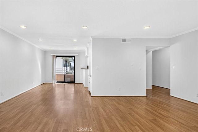 722 E Orange Grove Avenue D, Burbank, CA 91501