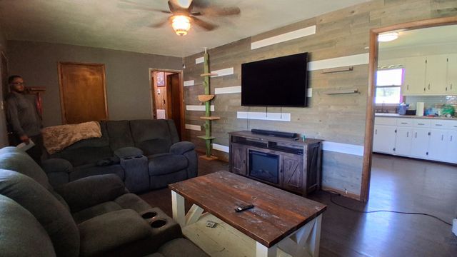3 Old Gin Rd, Flintville, TN 37335