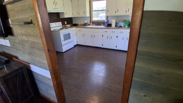 3 Old Gin Rd, Flintville, TN 37335