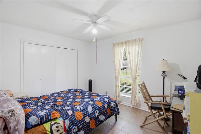 4711 E Greenfield Circle, Lake Charles, LA 70605