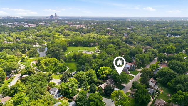 1641 38th Street, Des Moines, IA 50310