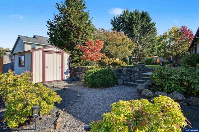 2121 North Albany Rd NW, Albany, OR 97321
