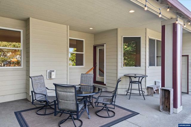 2121 North Albany Rd NW, Albany, OR 97321