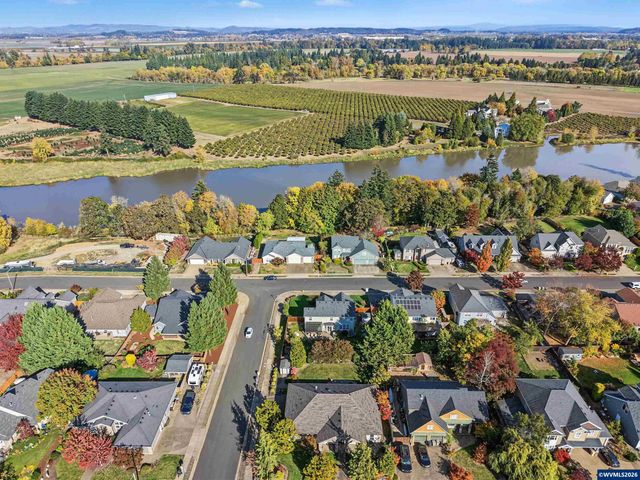 2121 North Albany Rd NW, Albany, OR 97321
