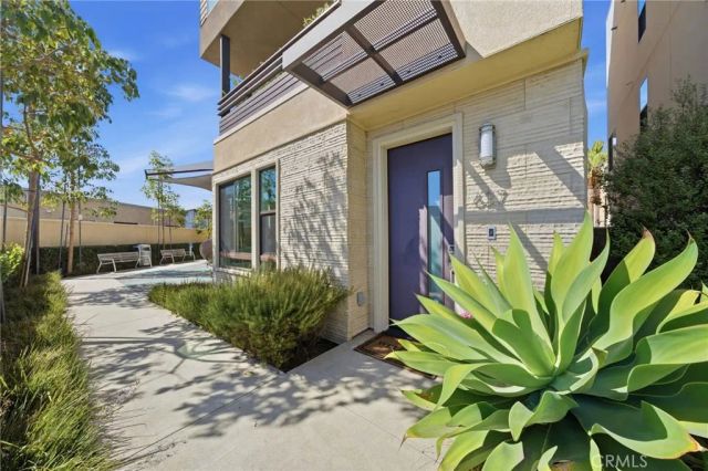 627 Cardiff Reef, Costa Mesa, CA 92627