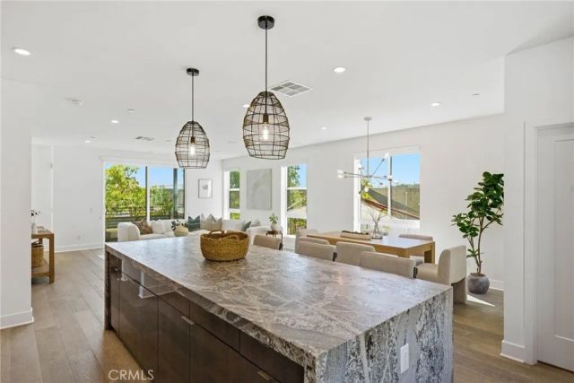 627 Cardiff Reef, Costa Mesa, CA 92627