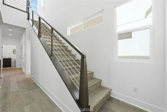 627 Cardiff Reef, Costa Mesa, CA 92627