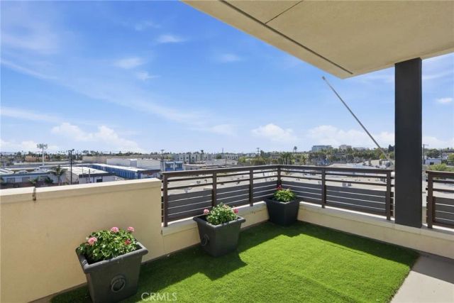 627 Cardiff Reef, Costa Mesa, CA 92627