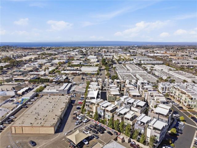 627 Cardiff Reef, Costa Mesa, CA 92627