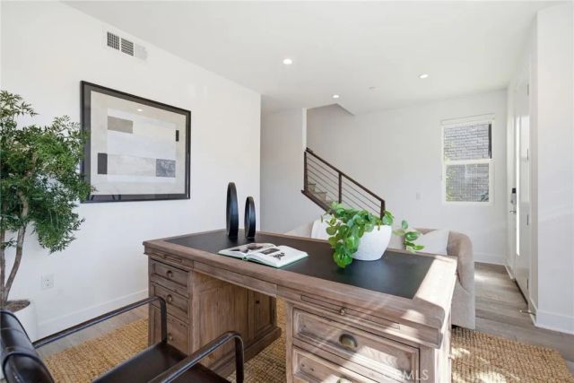 627 Cardiff Reef, Costa Mesa, CA 92627