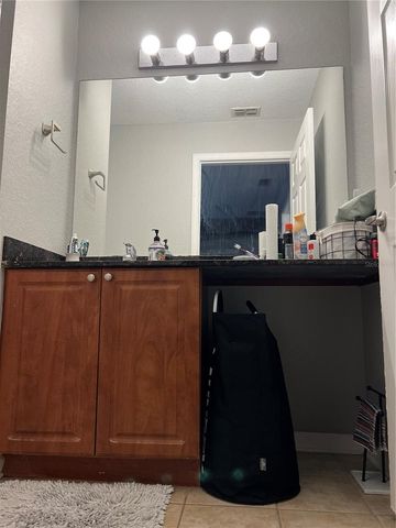 8210 DOWN ROYAL ROAD, Tampa, FL 33610