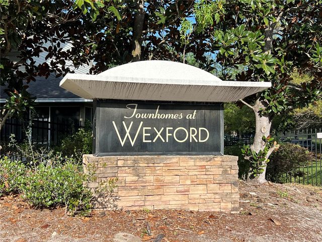 8210 DOWN ROYAL ROAD, Tampa, FL 33610