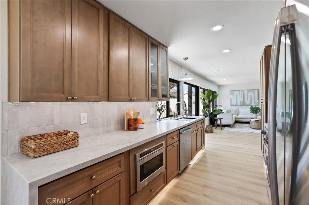 Image 11 of property listing at 11824 Purslane, Fountain Valley, CA 92708