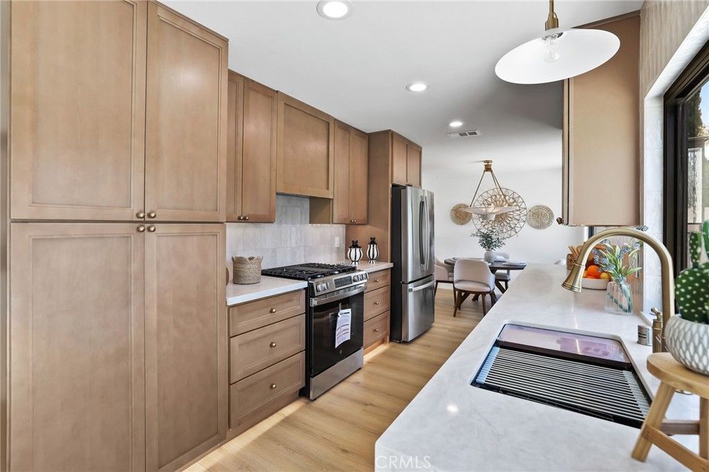 Image 13 of property listing at 11824 Purslane, Fountain Valley, CA 92708