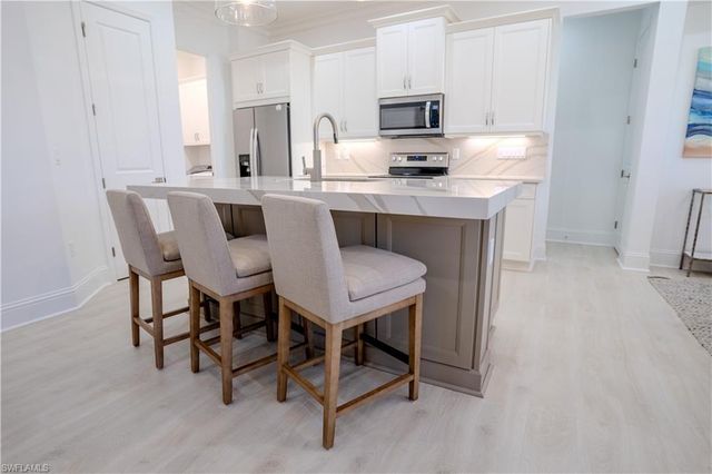 7150 Saona CT, Naples, FL 34113