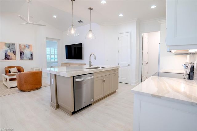 7150 Saona CT, Naples, FL 34113