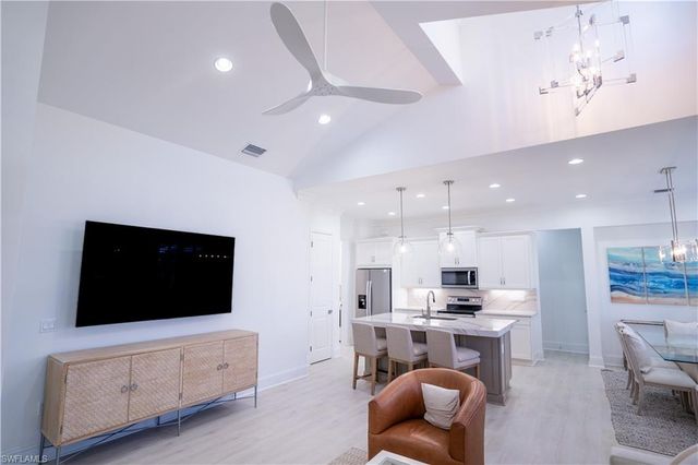 7150 Saona CT, Naples, FL 34113