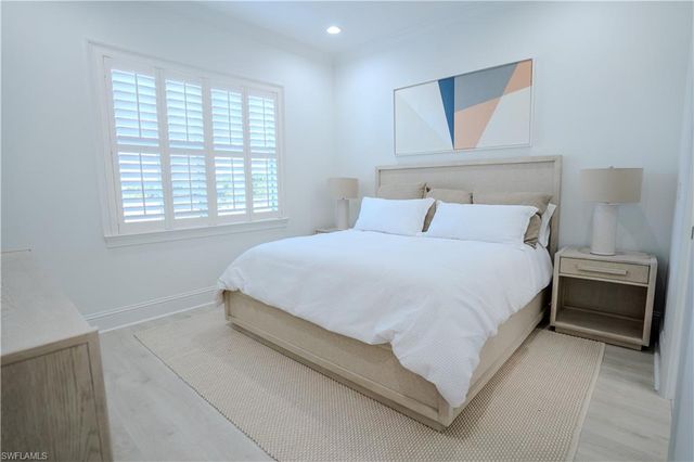 7150 Saona CT, Naples, FL 34113