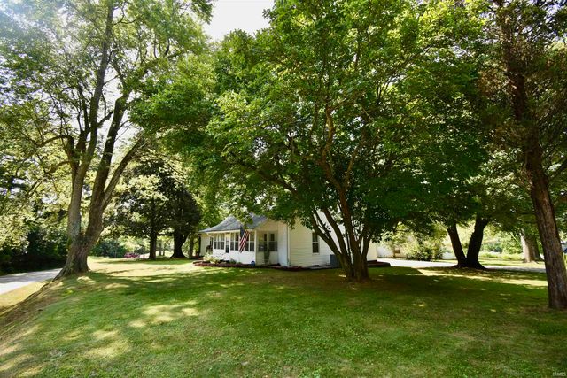 130 W Evergreen Road, Evansville, IN 47710