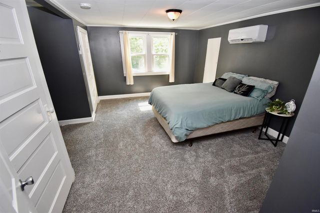 130 W Evergreen Road, Evansville, IN 47710