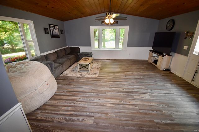 130 W Evergreen Road, Evansville, IN 47710