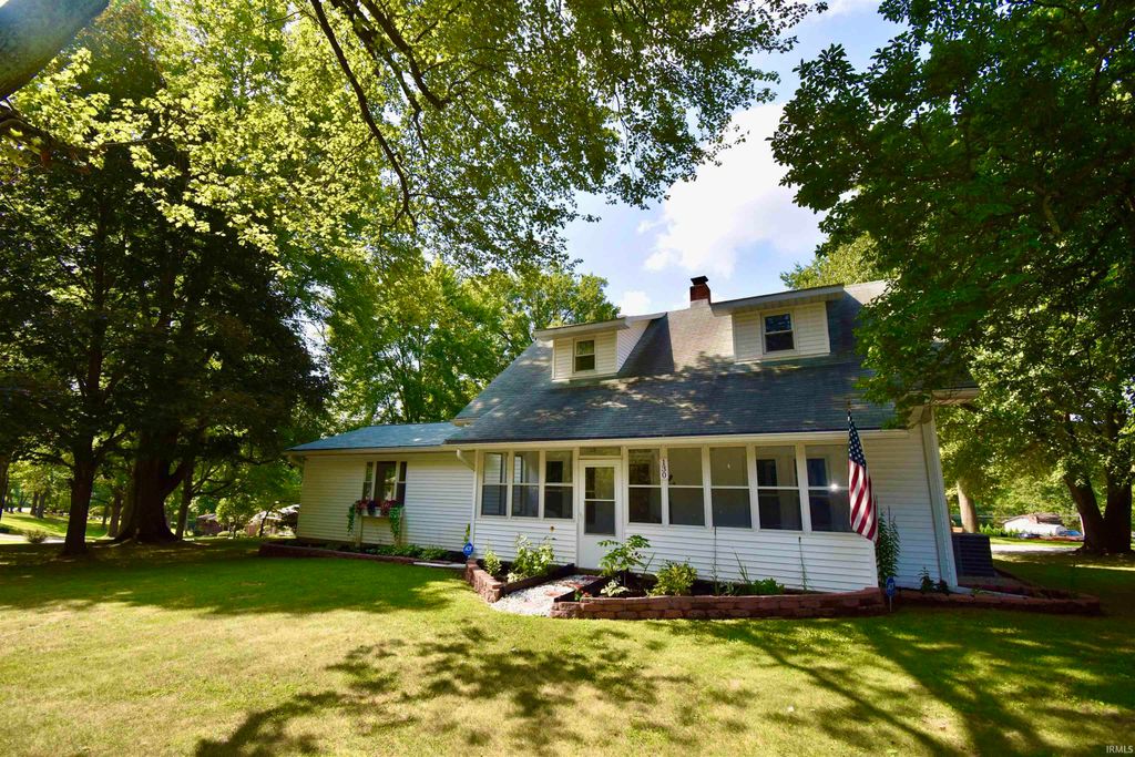 130 W Evergreen Road, Evansville, IN 47710