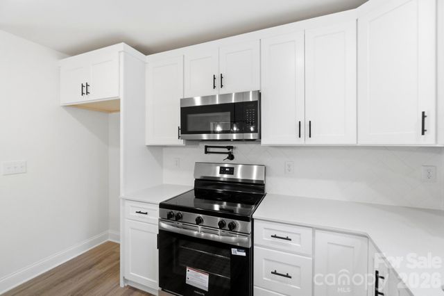 1074 Mountain Crest Drive, Kings Mountain, NC 28086