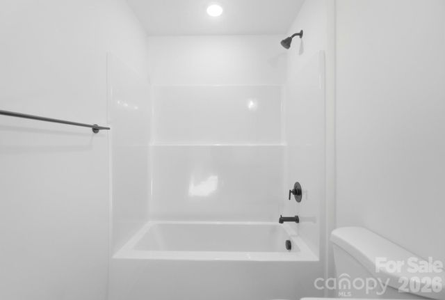 1074 Mountain Crest Drive, Kings Mountain, NC 28086