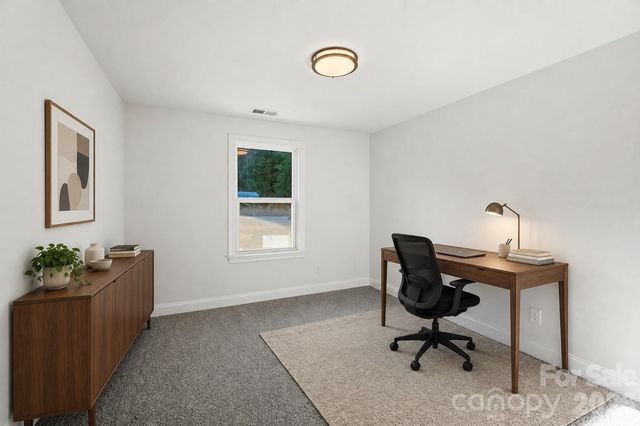 1074 Mountain Crest Drive, Kings Mountain, NC 28086