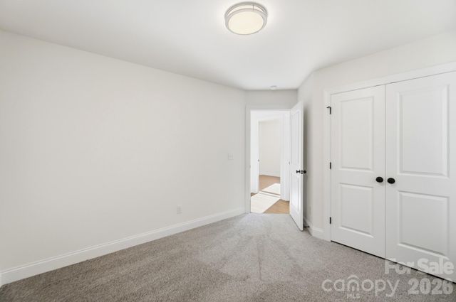 1074 Mountain Crest Drive, Kings Mountain, NC 28086