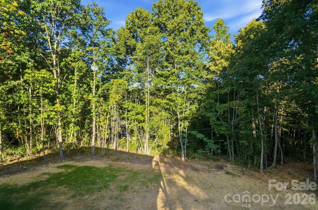 1074 Mountain Crest Drive, Kings Mountain, NC 28086