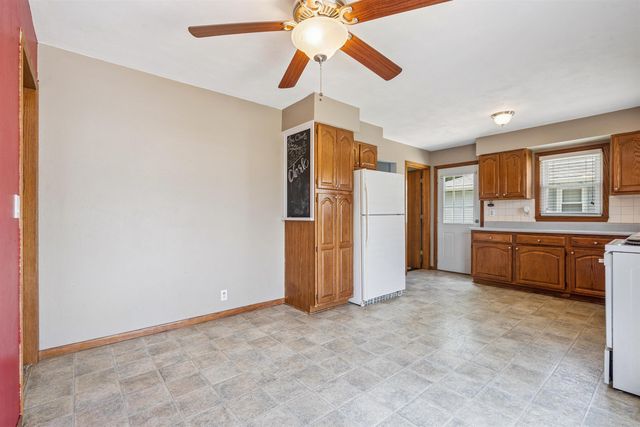 1269 Scott Avenue, Waterloo, IA 50701