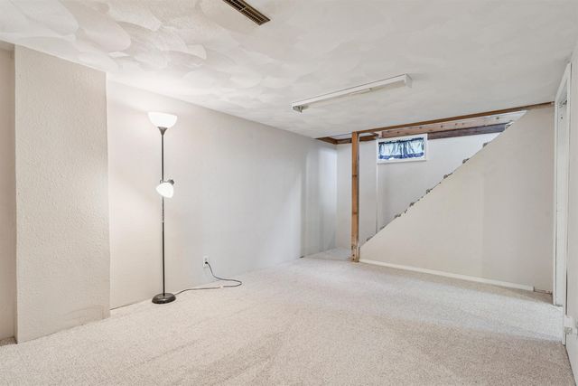 1269 Scott Avenue, Waterloo, IA 50701